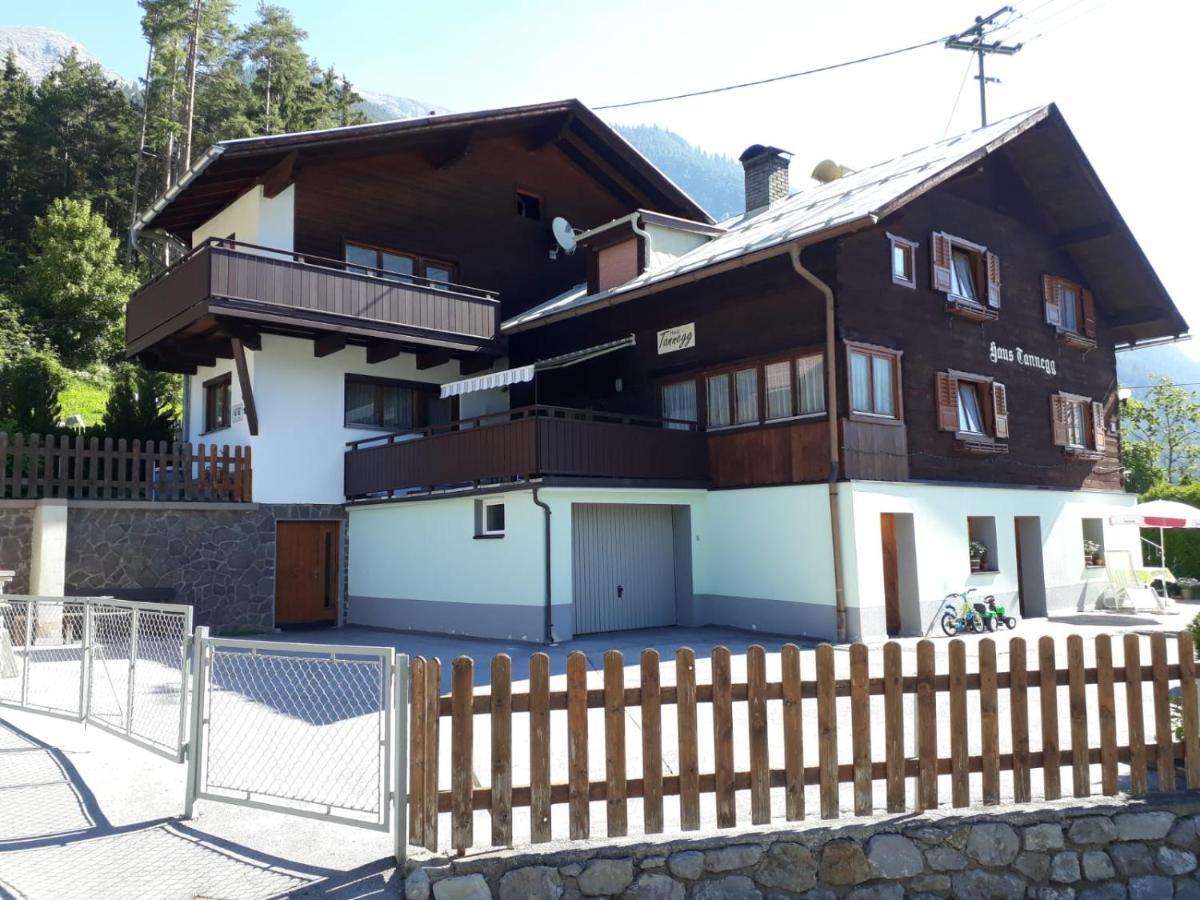 Bed and Breakfast Haus Tannegg Петной-ам-Арльберг Экстерьер фото